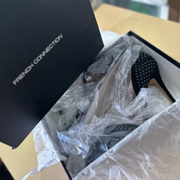 French Connection studded d’orsay black leather pointed toe heels size 41 - Picture 9 of 9